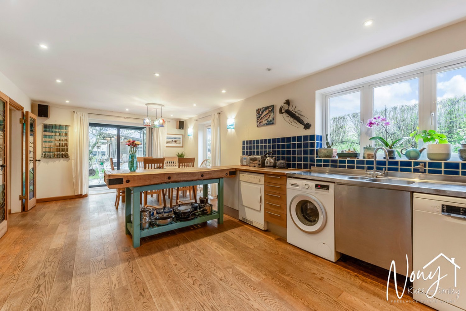 4 bedroom House for Sale Bull Farm, Lovedon Lane