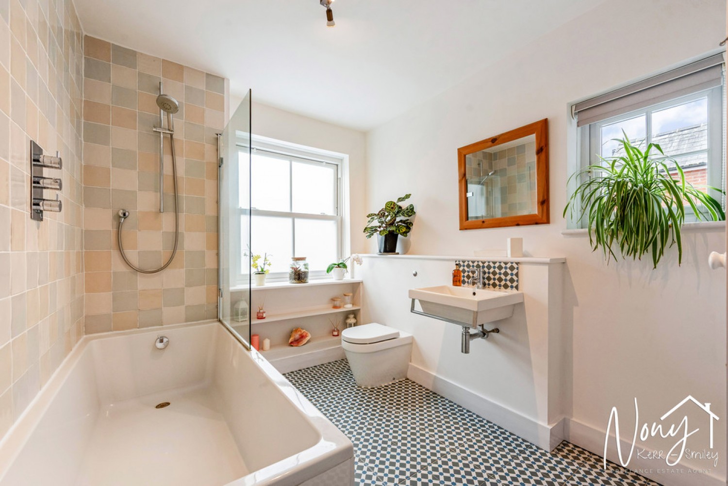 4 bedroom House for Sale Alresford Road, Winchester