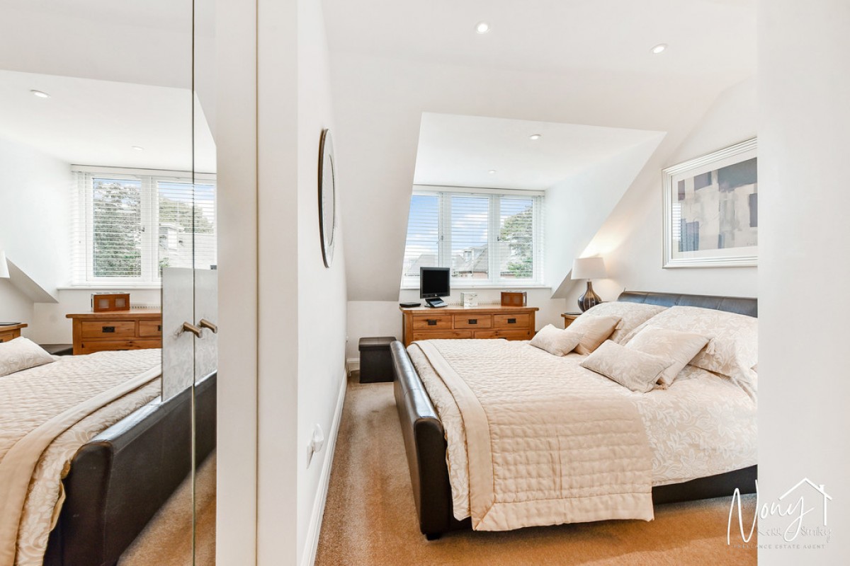 Churchill Close, Kings Worthy