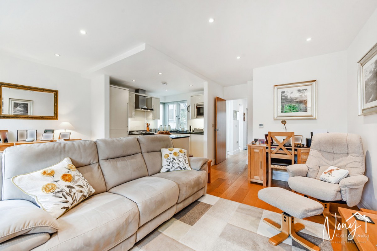 Churchill Close, Kings Worthy