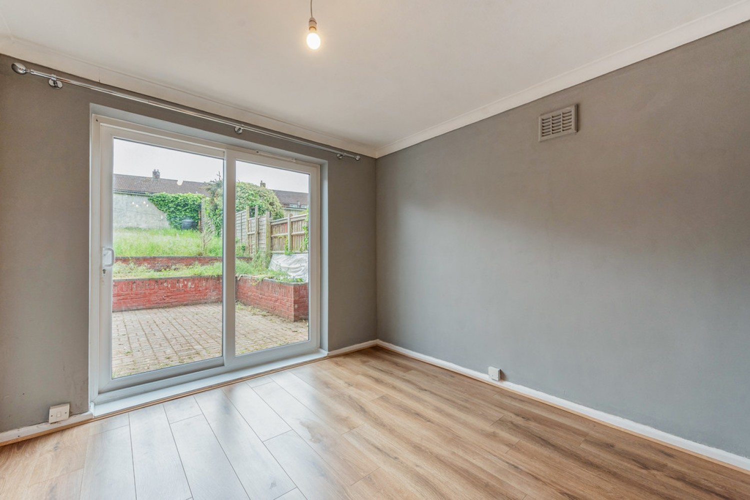 3 bedroom House for Letting Winnall Manor Road, Winnall
