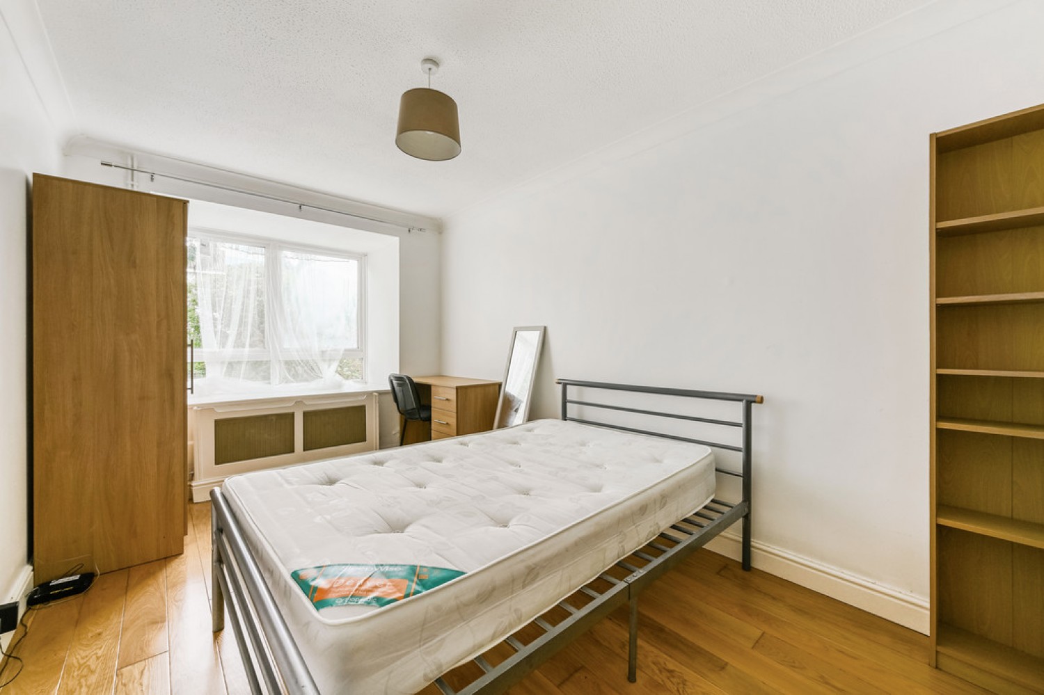 3 bedroom House for Sale Elder Close, Badger Farm, Winchester