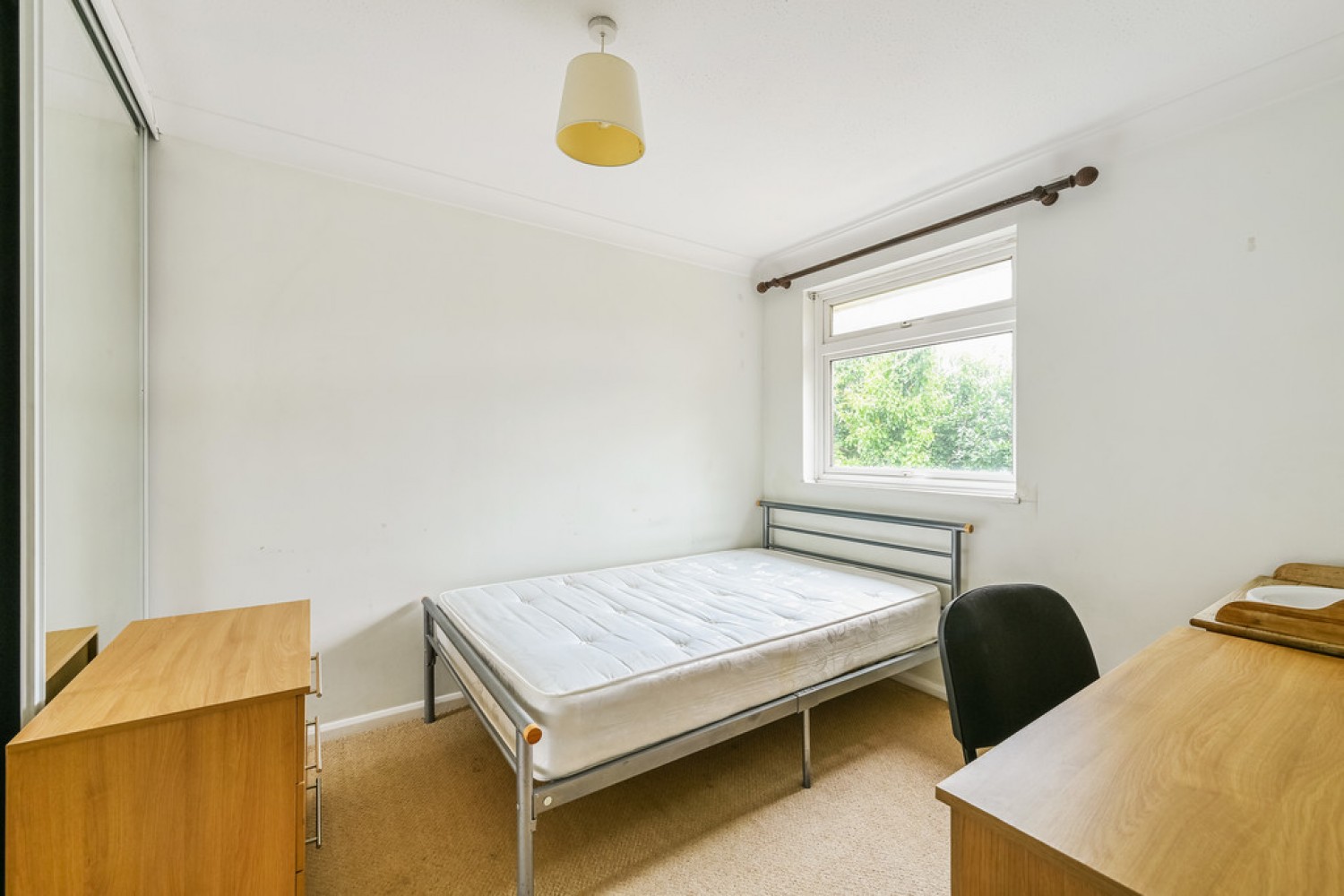 3 bedroom House for Sale Elder Close, Badger Farm, Winchester