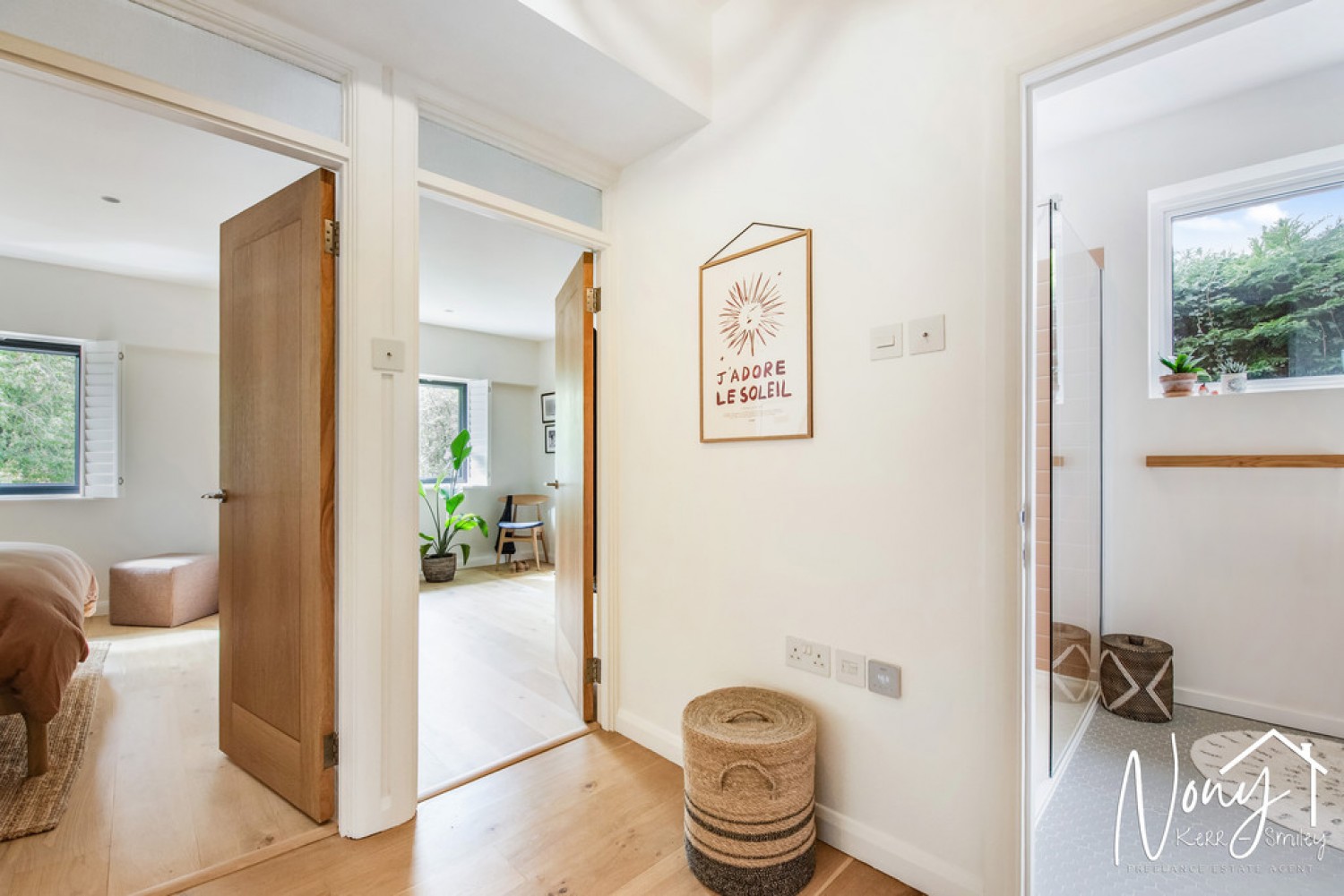 4 bedroom House for Sale Abbots Worthy, Winchester