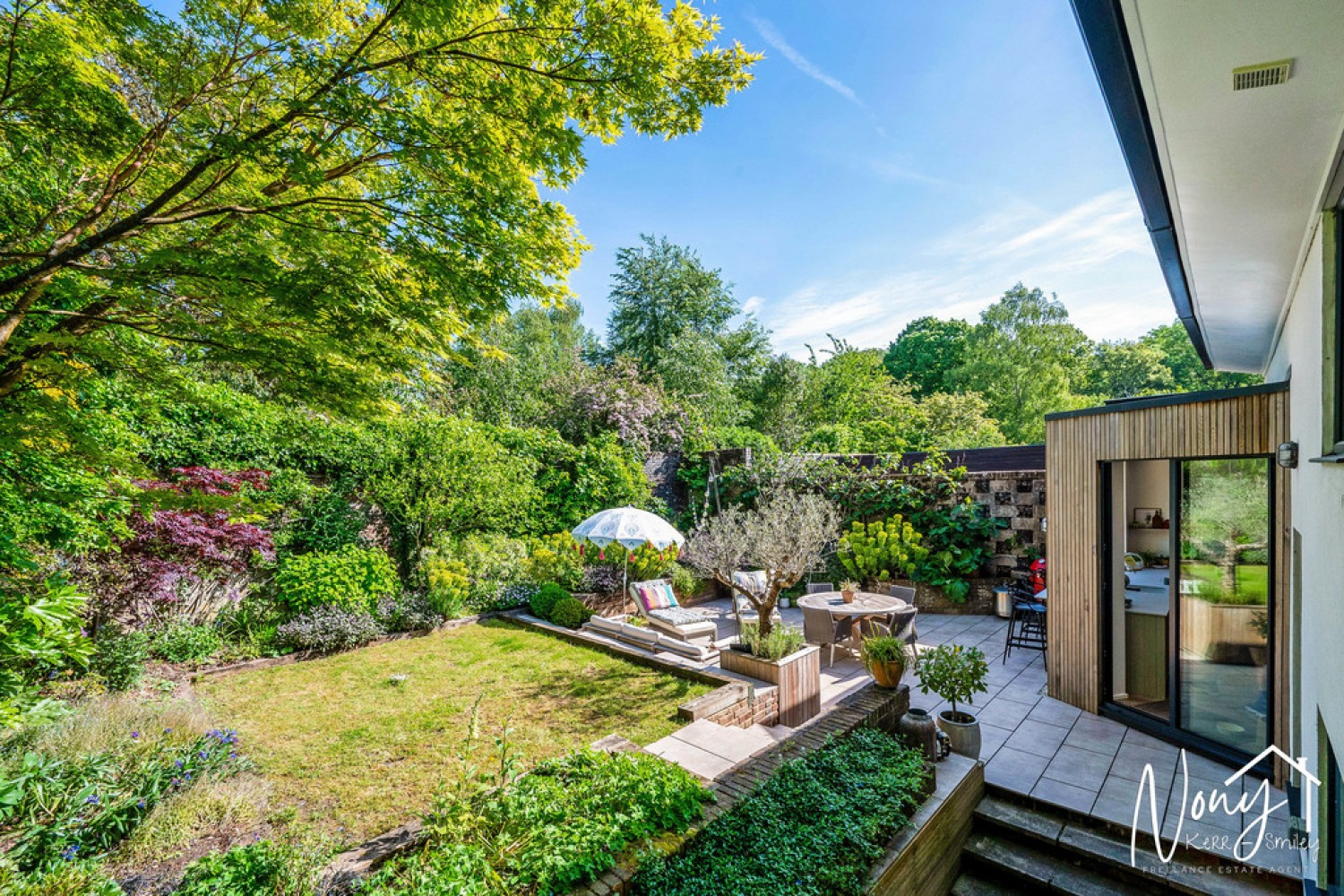 4 bedroom House for Sale Abbots Worthy, Winchester