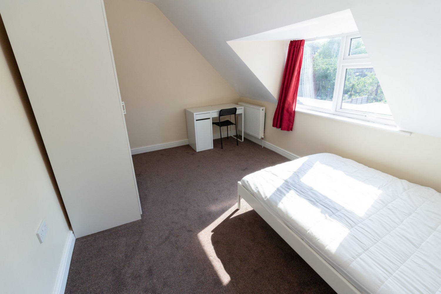 5 bedroom House for Letting Stuart Crescent, Winchester