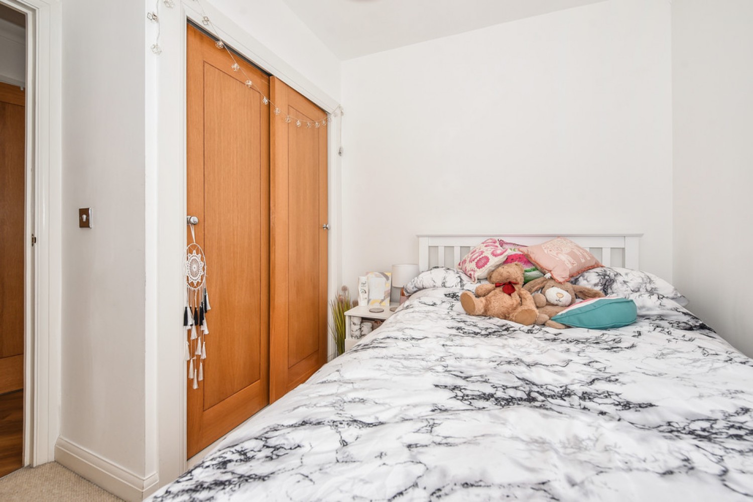 2 bedroom Flat for Sale Church Green Close, Winchester
