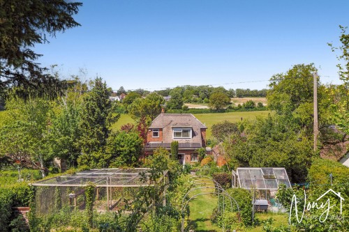 Hazeley Road, Twyford