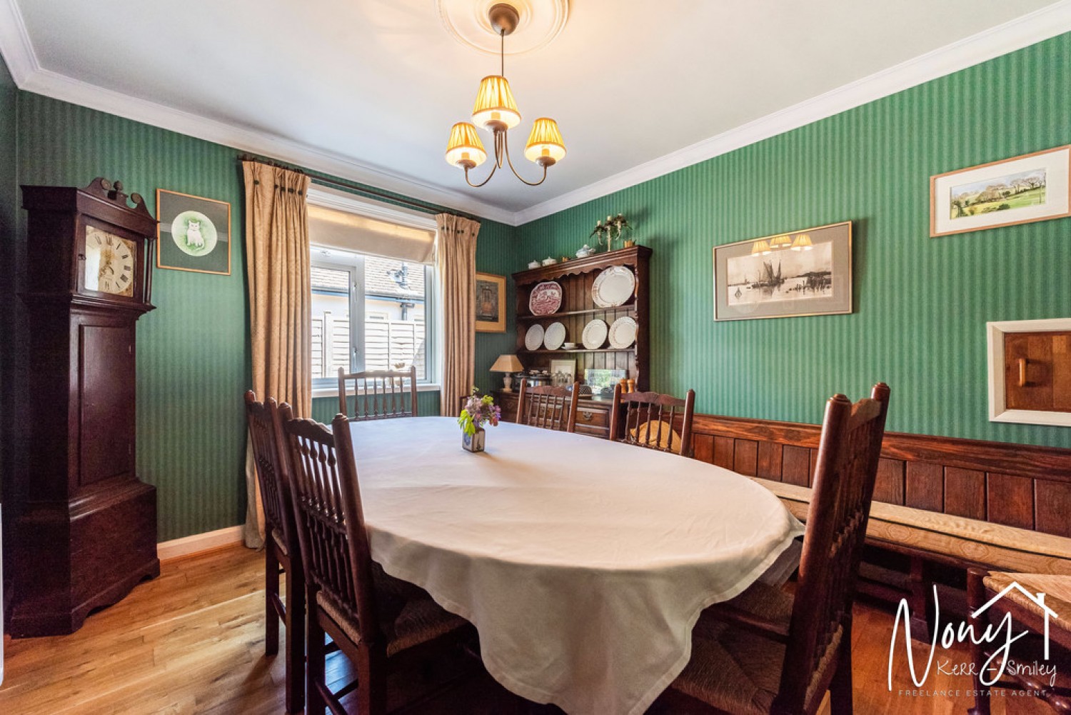 3 bedroom House for Sale Hazeley Road, Twyford