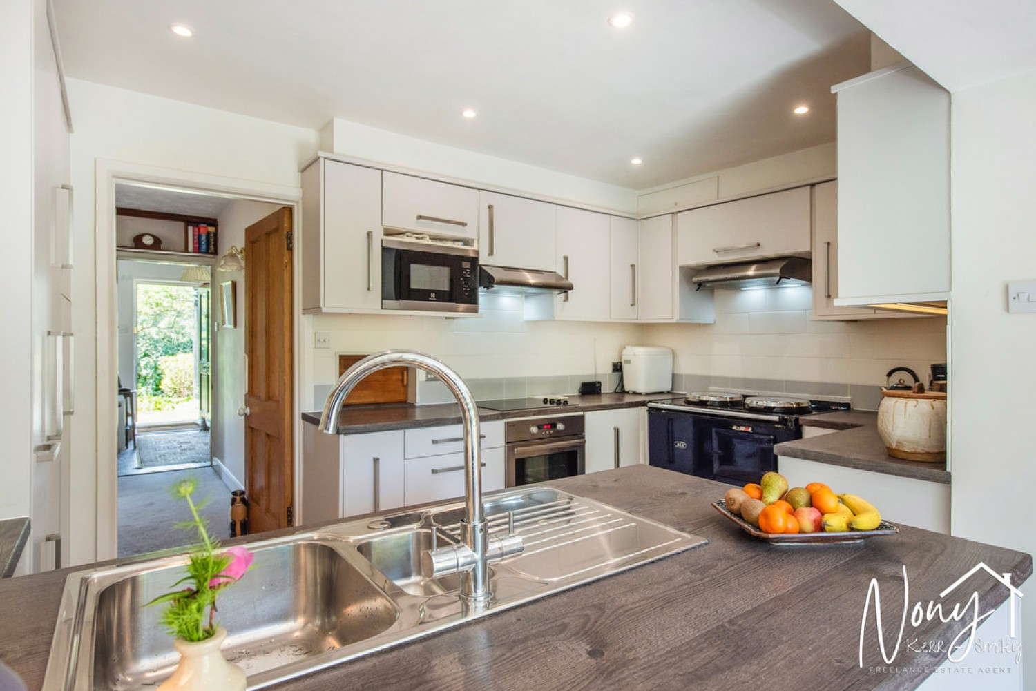 3 bedroom House for Sale Hazeley Road, Twyford
