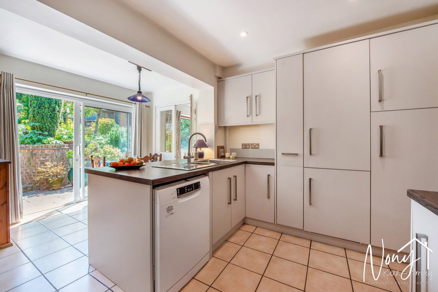 3 bedroom House for Sale Hazeley Road, Twyford