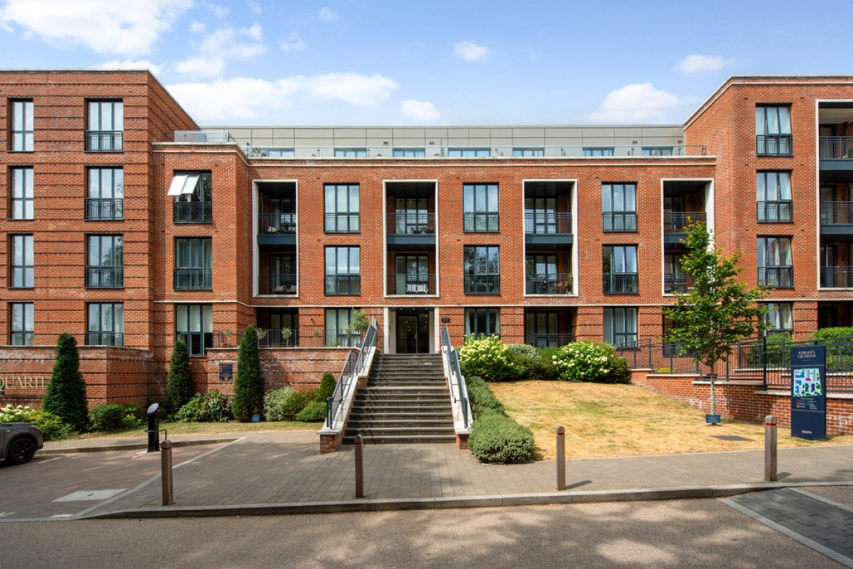 Bedivere House, Fellowes Rise, Winchester