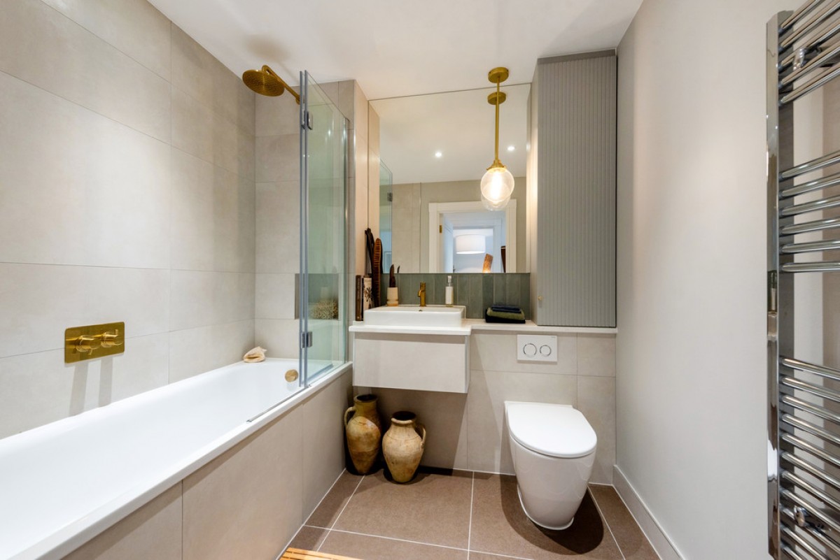 Bedivere House, Fellowes Rise, Winchester