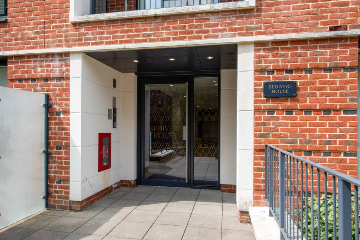 Bedivere House, Fellowes Rise, Winchester