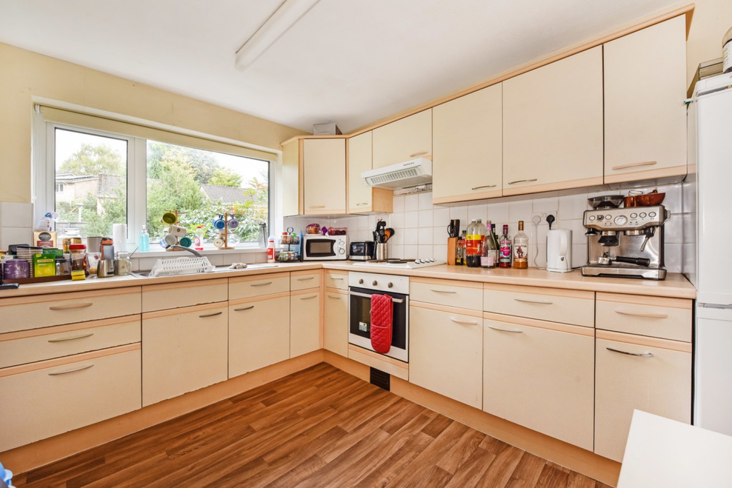 3 bedroom House for Sale The Valley, Stanmore