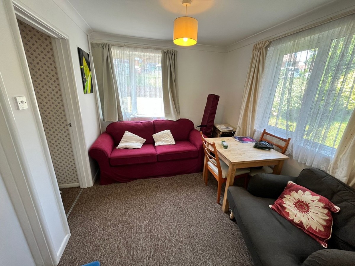 Wavell Way, Winchester