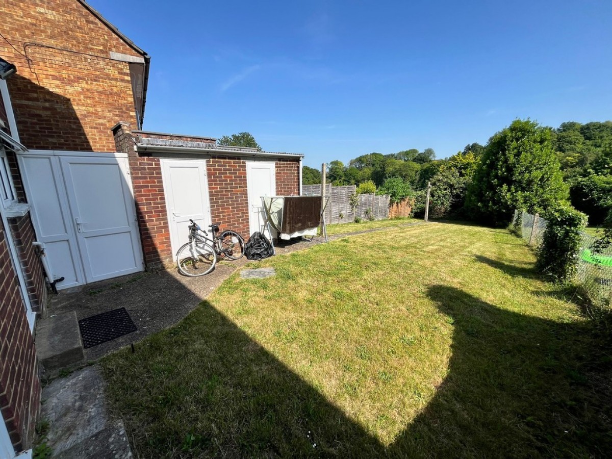 Wavell Way, Winchester