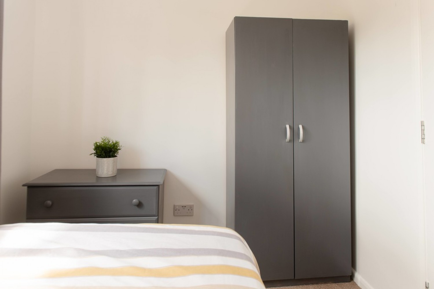 1 bedroom House of Multiple Occupation for Letting Honeysuckle Close, Badger Farm, Winchester