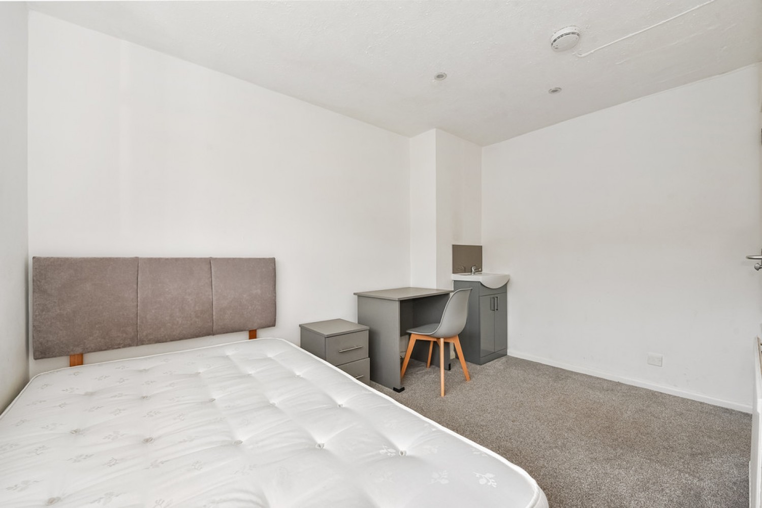 1 bedroom House of Multiple Occupation for Letting Imber Road, Winnall, Winchester