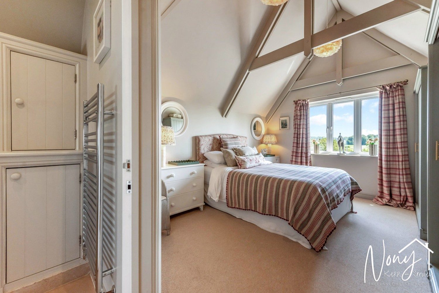 5 bedroom House for Sale Church Lane, Northington