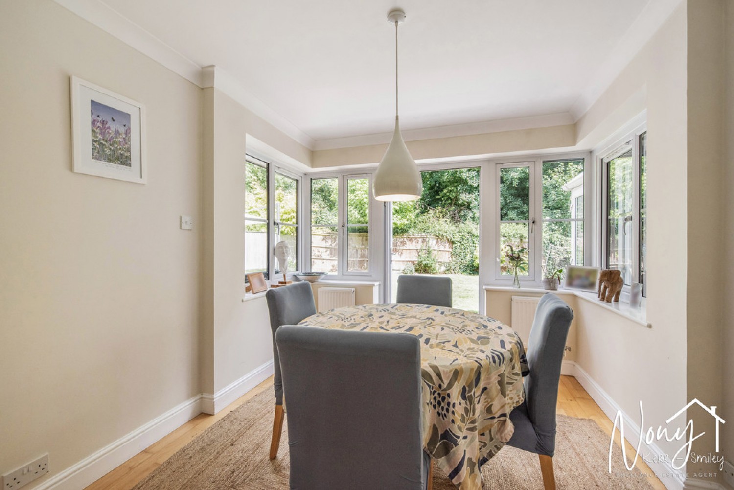 4 bedroom House for Sale Wentworth Grange, St Cross