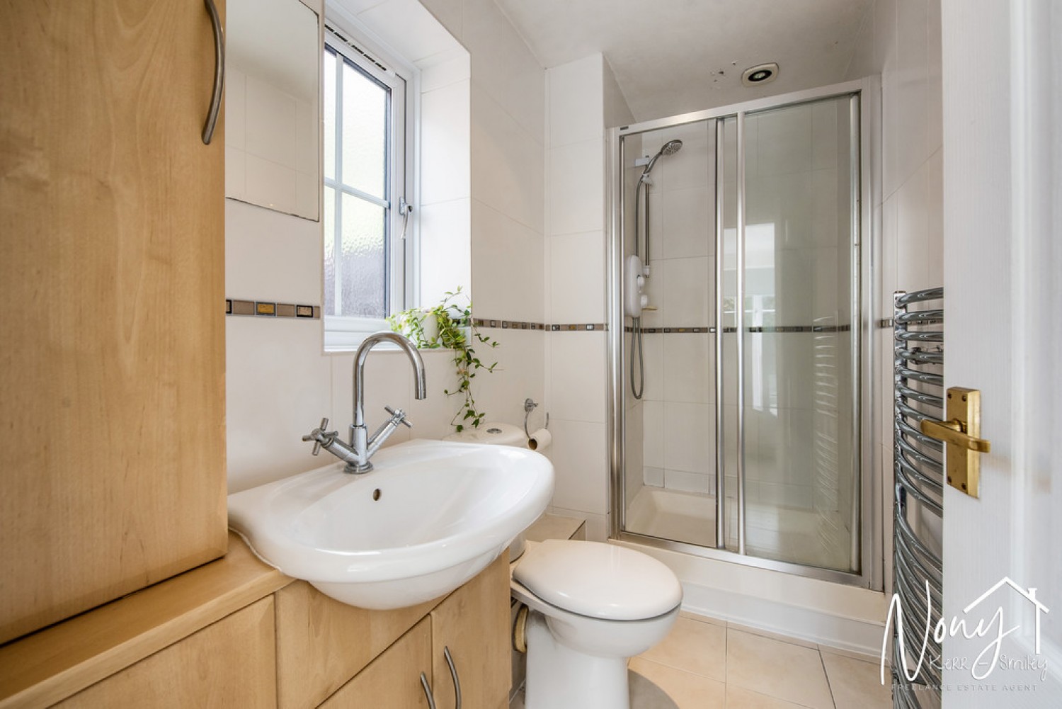4 bedroom House for Sale Wentworth Grange, St Cross