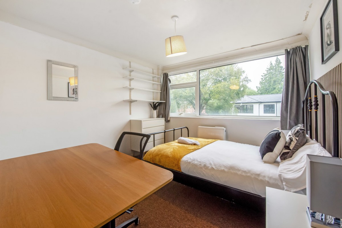 Sparkford Close, Winchester