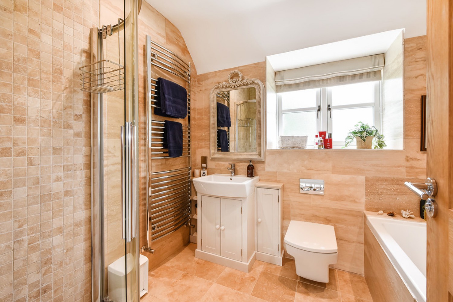 3 bedroom House for Sale Hursley, Winchester, Hampshire