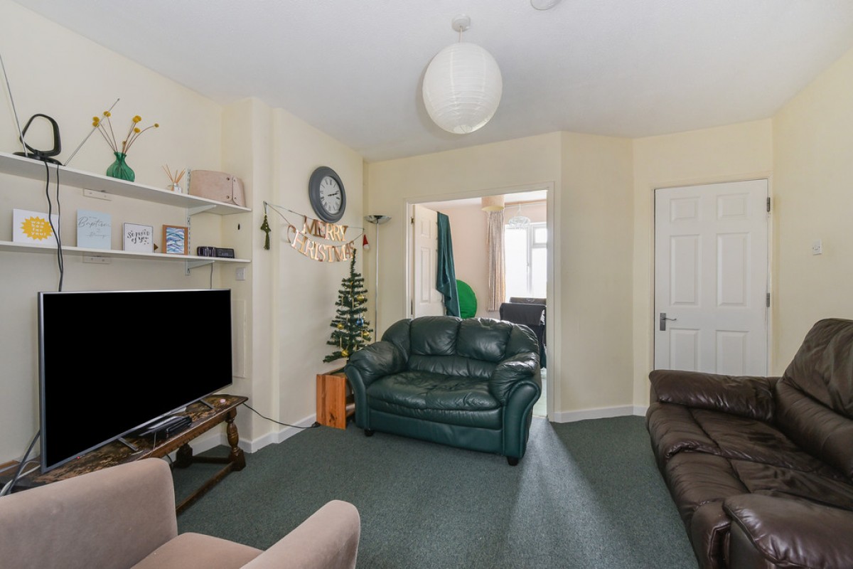 Thurmond Crescent, Winchester