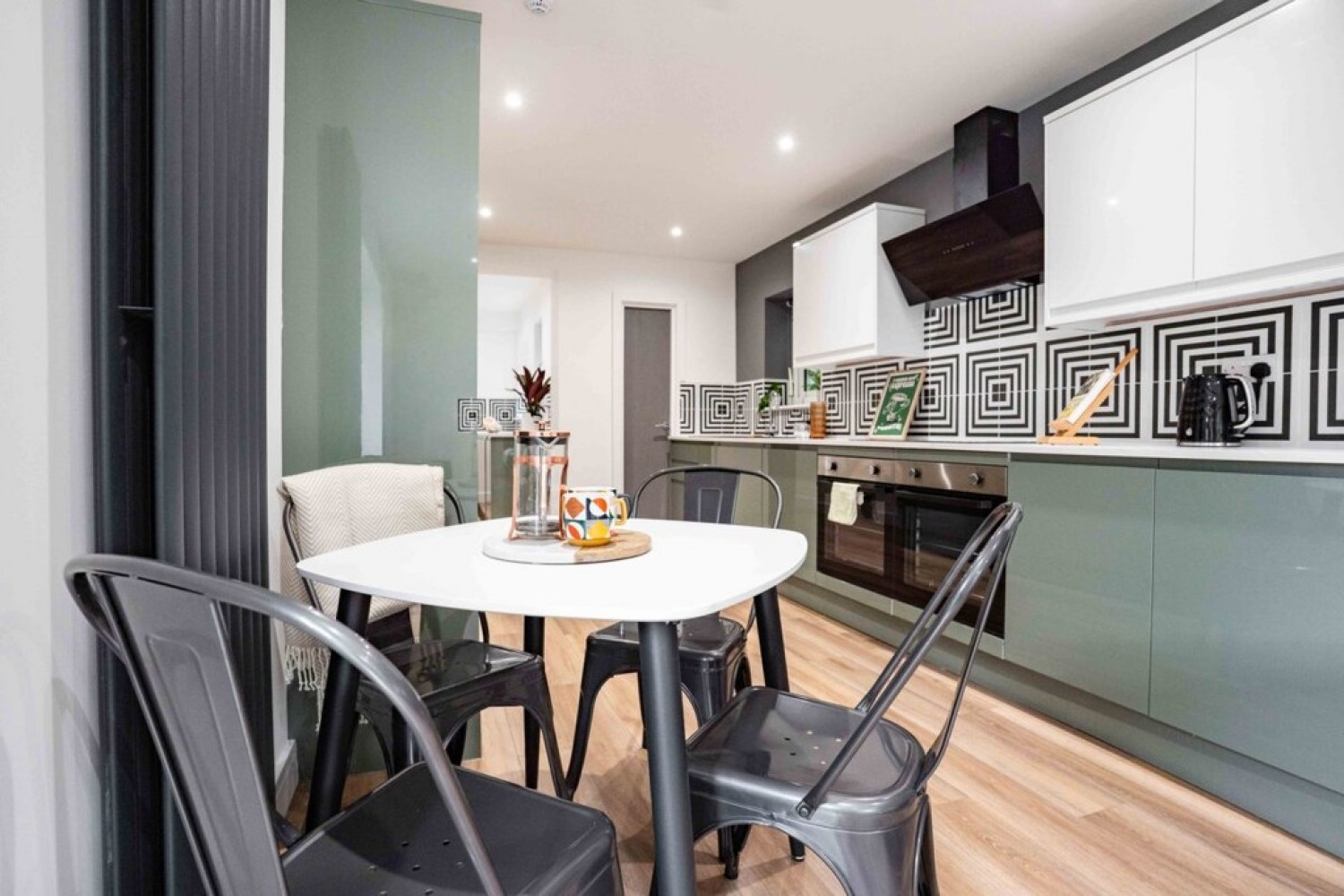 1 bedroom House of Multiple Occupation for Letting Cobbett Close (TF)