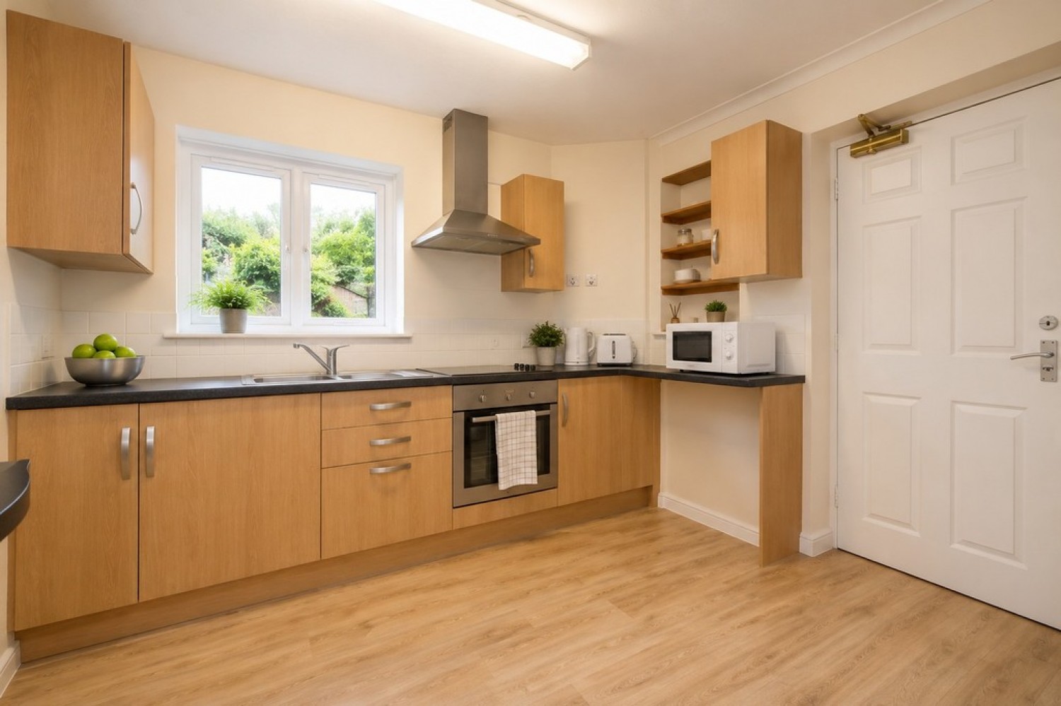 1 bedroom House for Letting Stanmore, Winchester, Hampshire