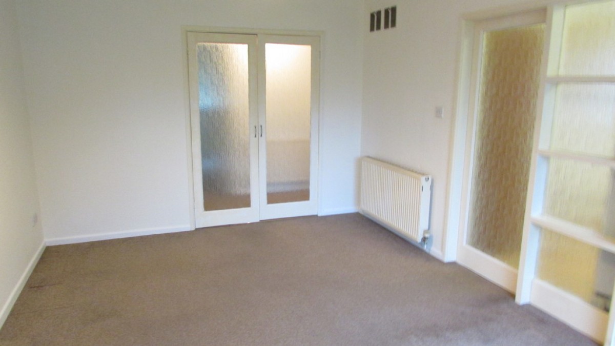 Greenhill Court, Lodge Close
