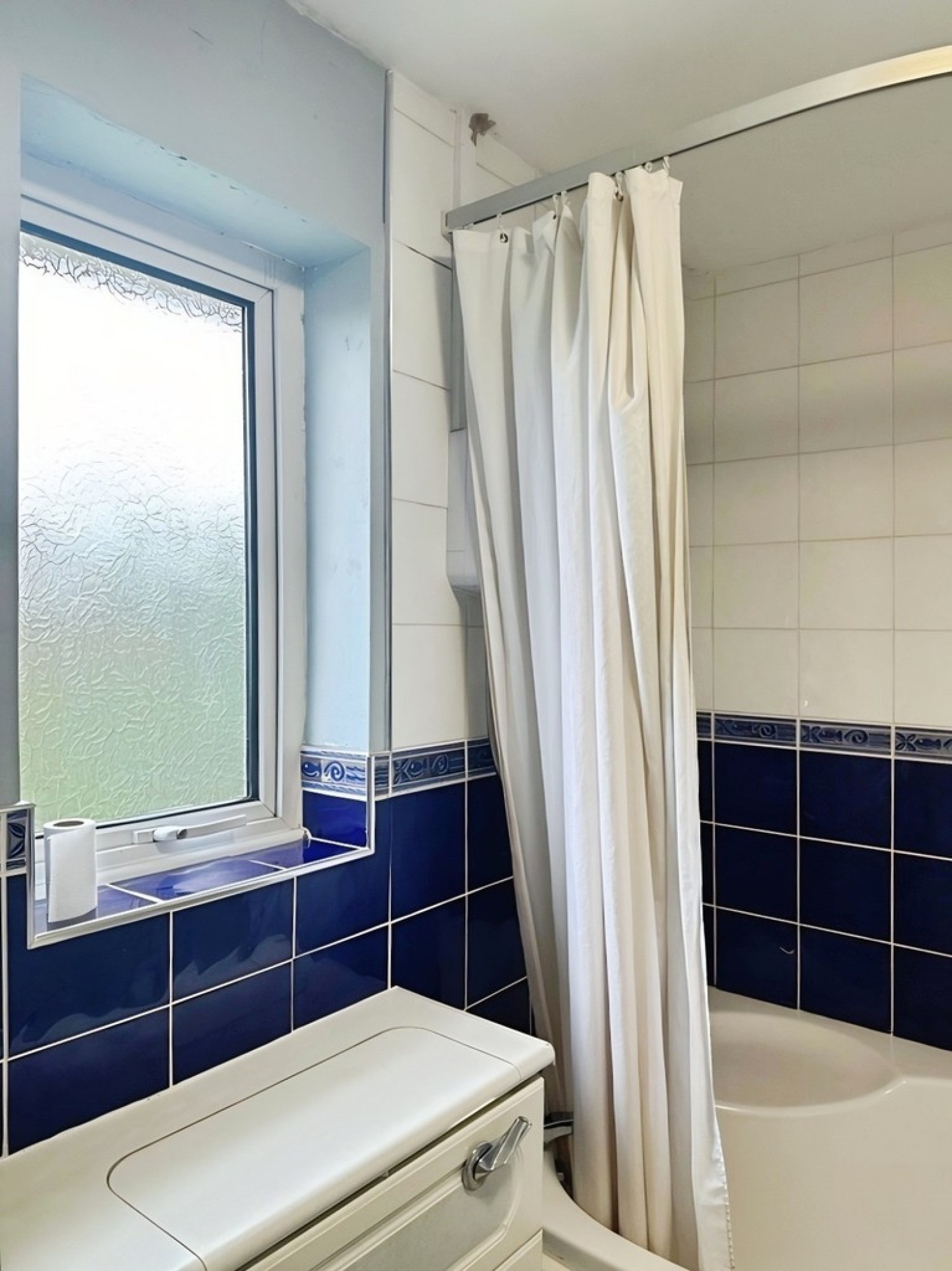 3 bedroom House in Western Crescent, Banbury, Oxfordshire