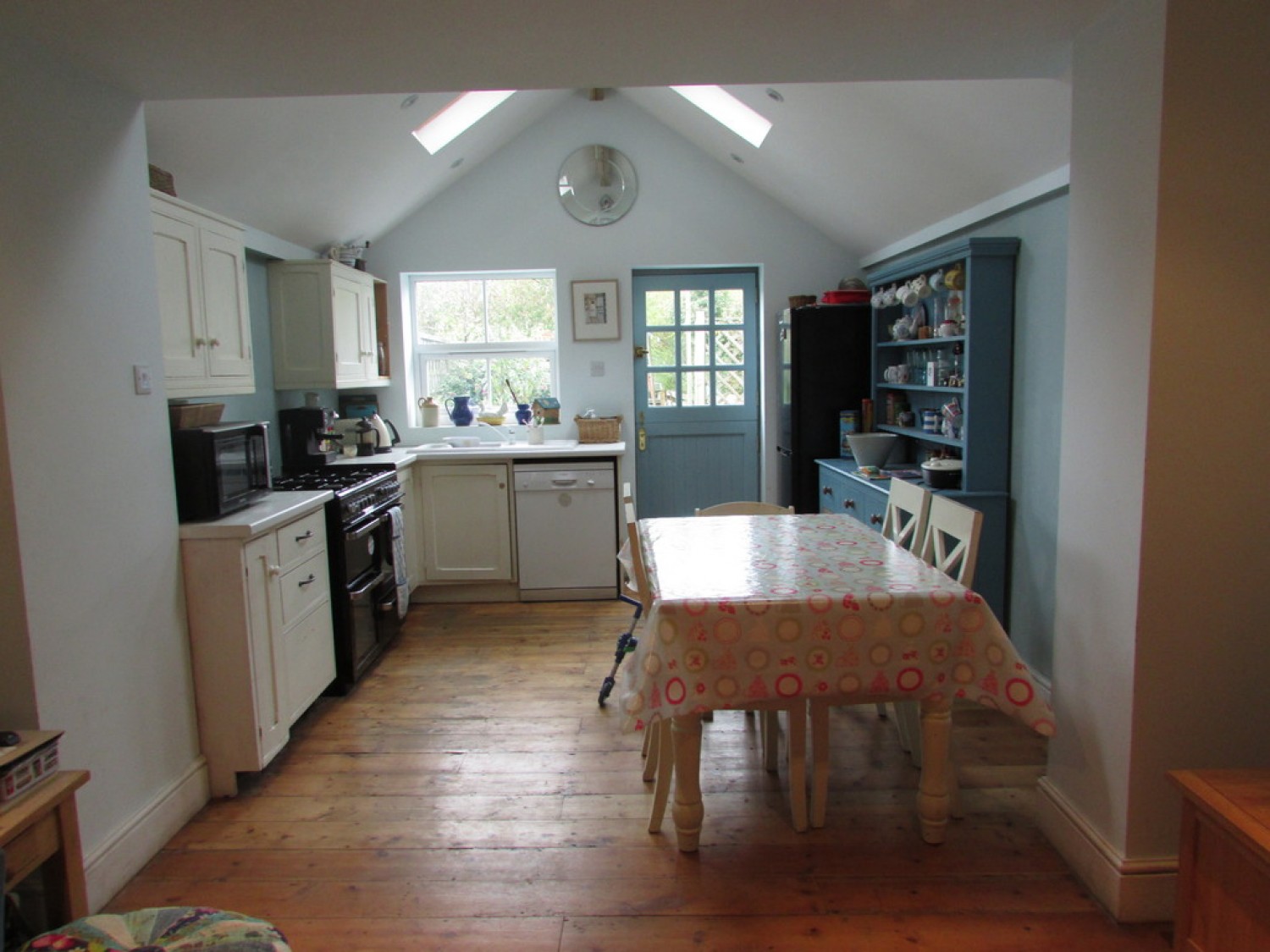 4 bedroom House in 47 Centre Street