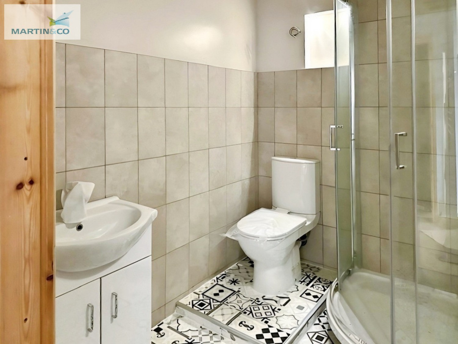 2 bedroom Flat for Letting Martins Bank Chambers