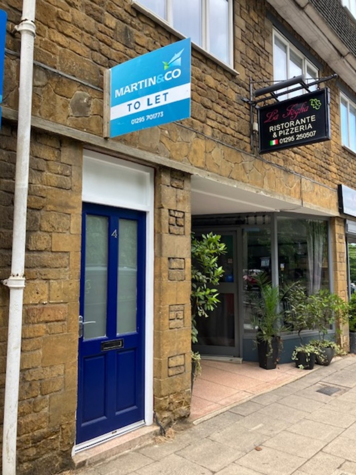 North Bar Street, Banbury, Oxfordshire