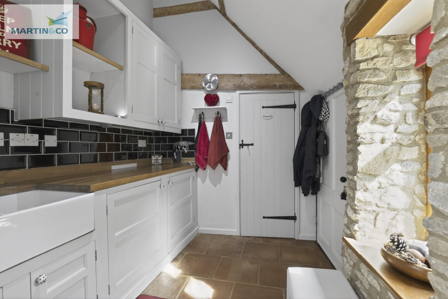 4 bedroom House for Sale Alchester Road, Chesterton, Bicester