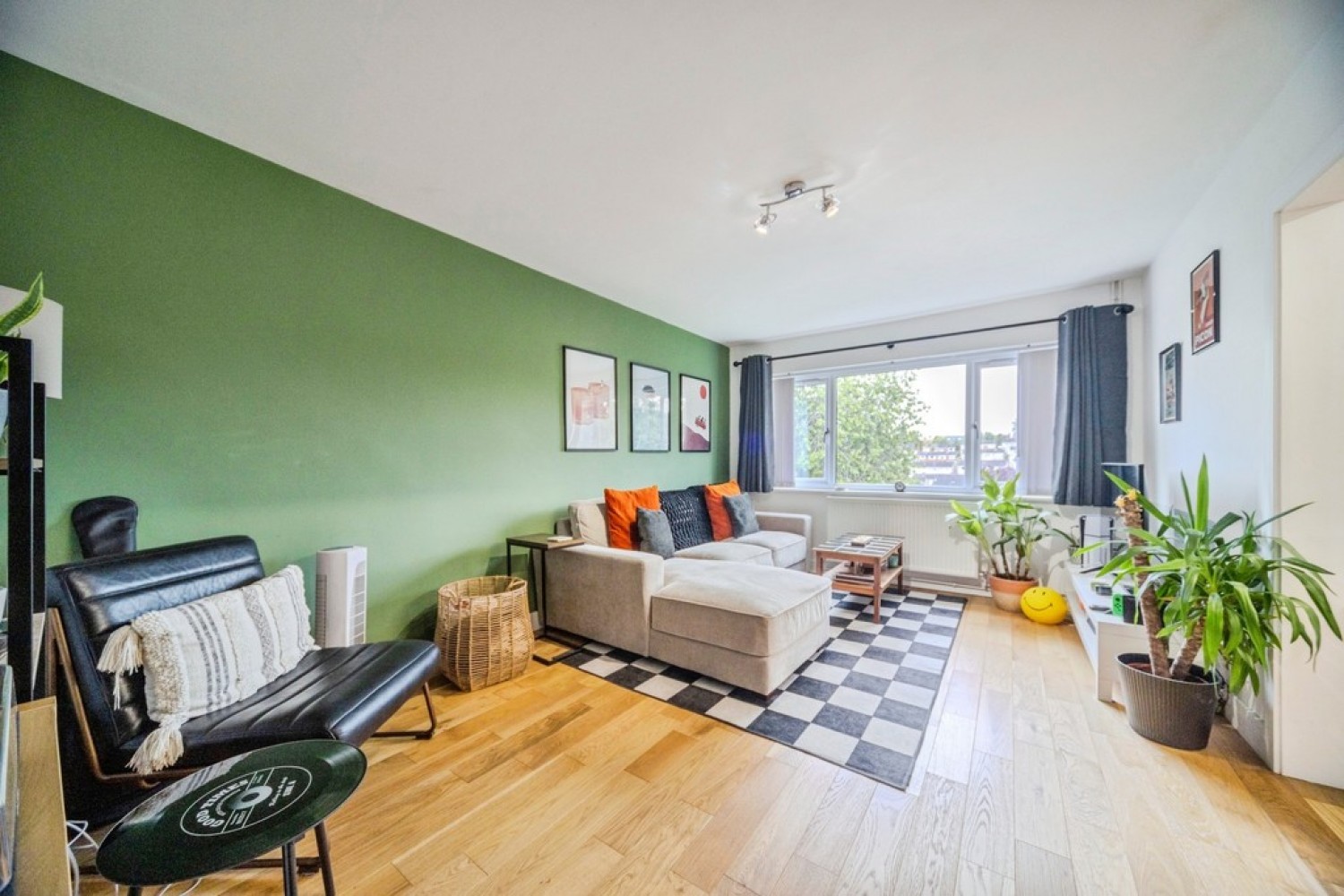 1 bedroom Flat for Sale Lodge Close, Banbury, Oxfordshire