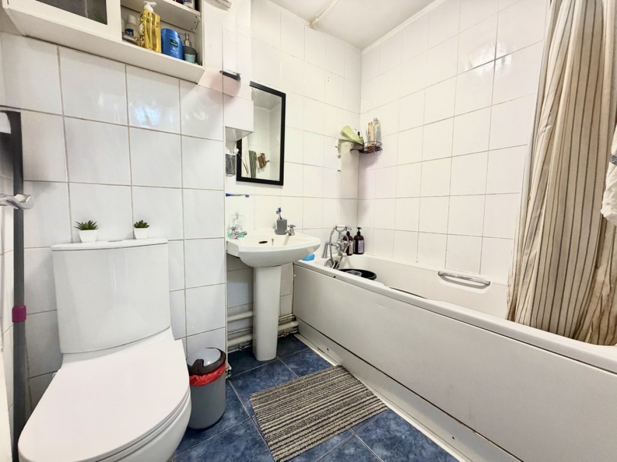 Greenhill Court, Lodge Close, Banbury