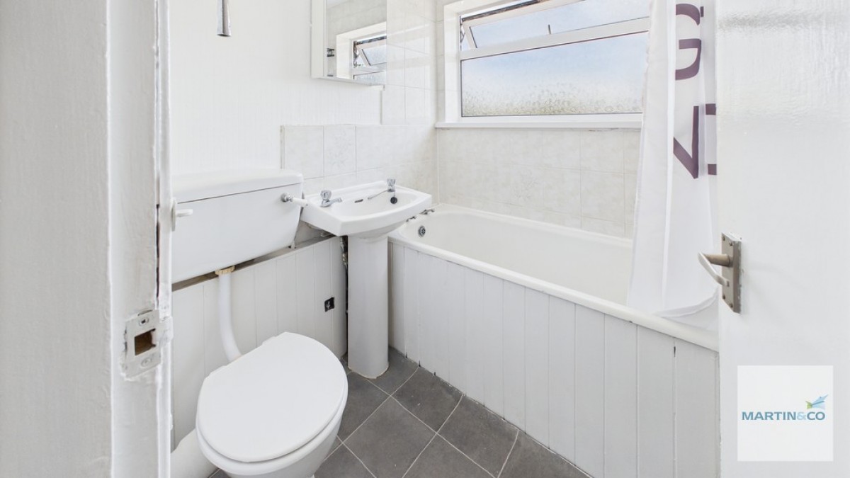 Stockland Court, Streetly