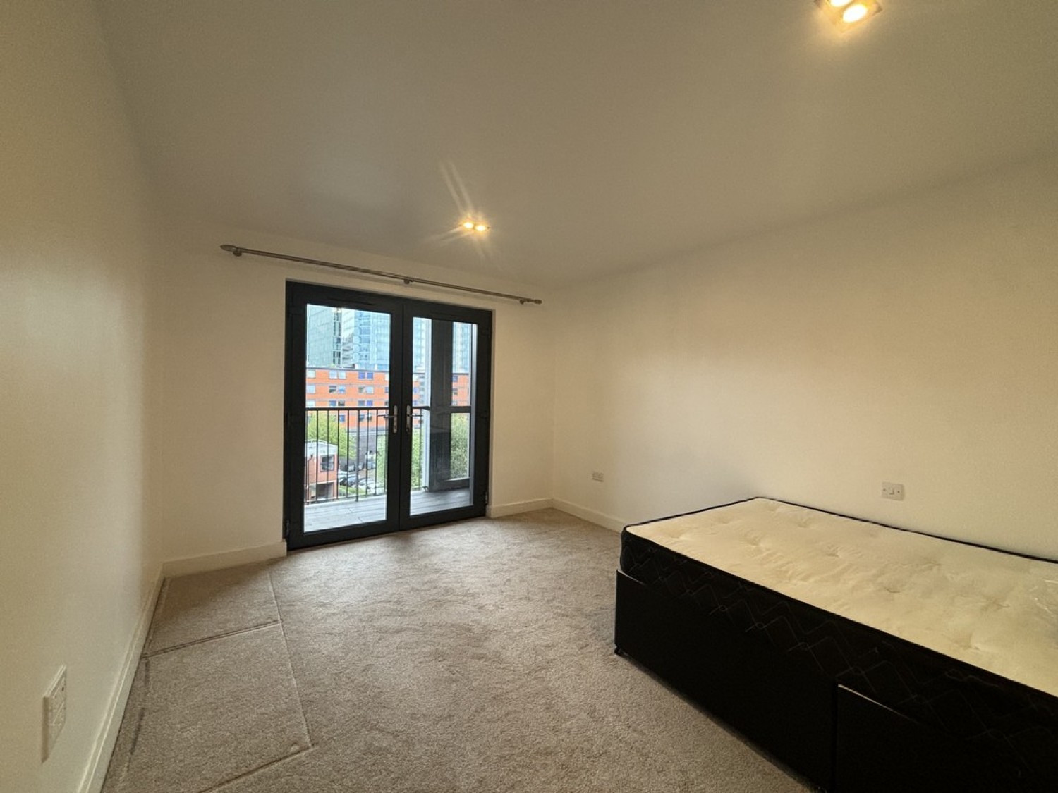 1 bedroom Flat for Letting The Hub, 1 Clive Passage, Birmingham