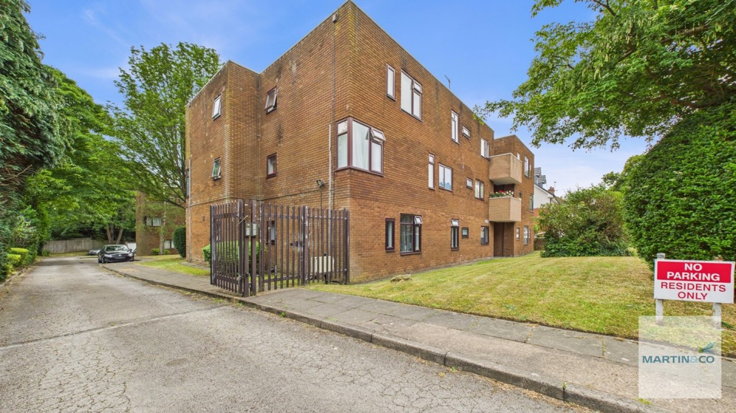 2 bedroom Flat for Sale Guthrum Close, Erdington