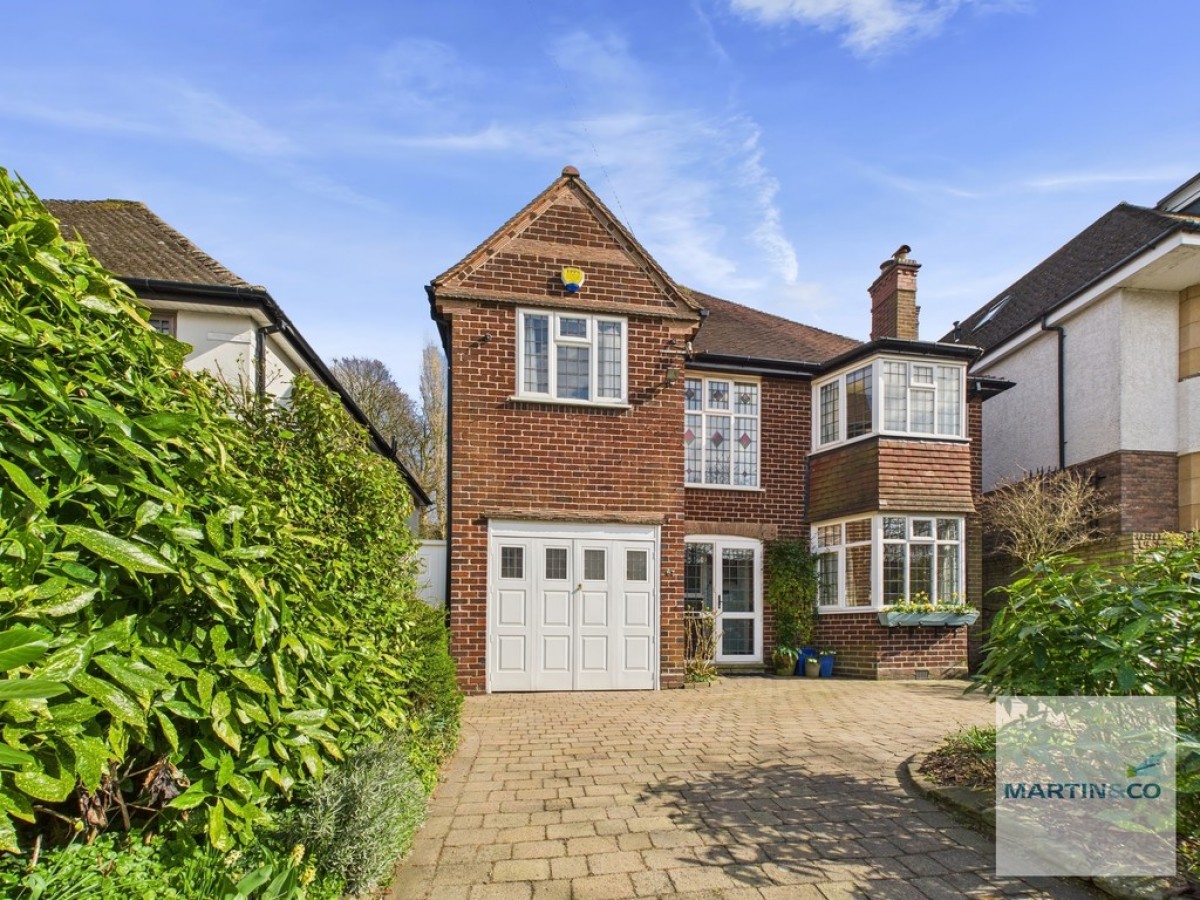 Clifton Road, Sutton Coldfield, B73 6EN