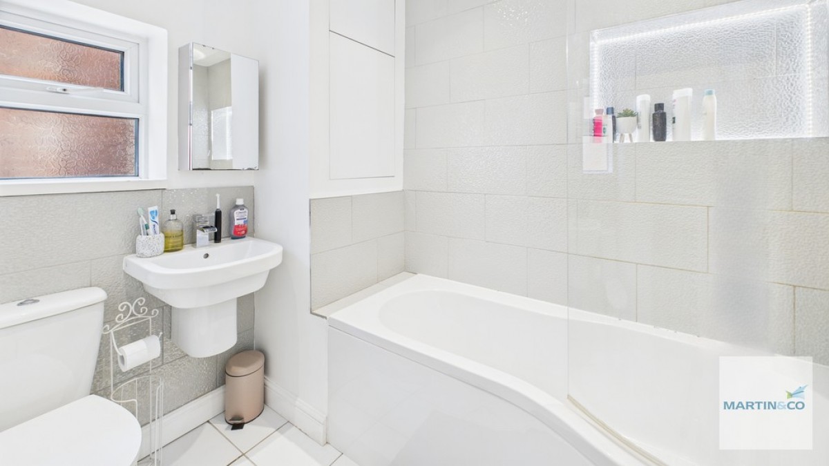 Lichfield Road, Four Oaks, B74 4EG