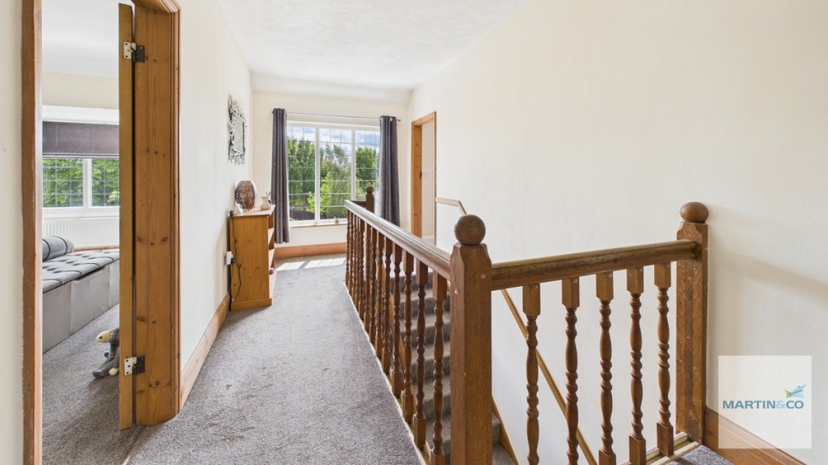 Pilkington Avenue, Sutton Coldfield, B72 1LD