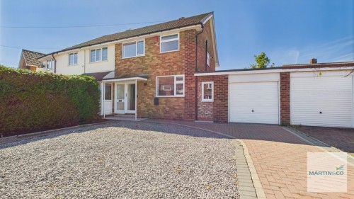 Lowlands Avenue, Streetly, B74 3QN