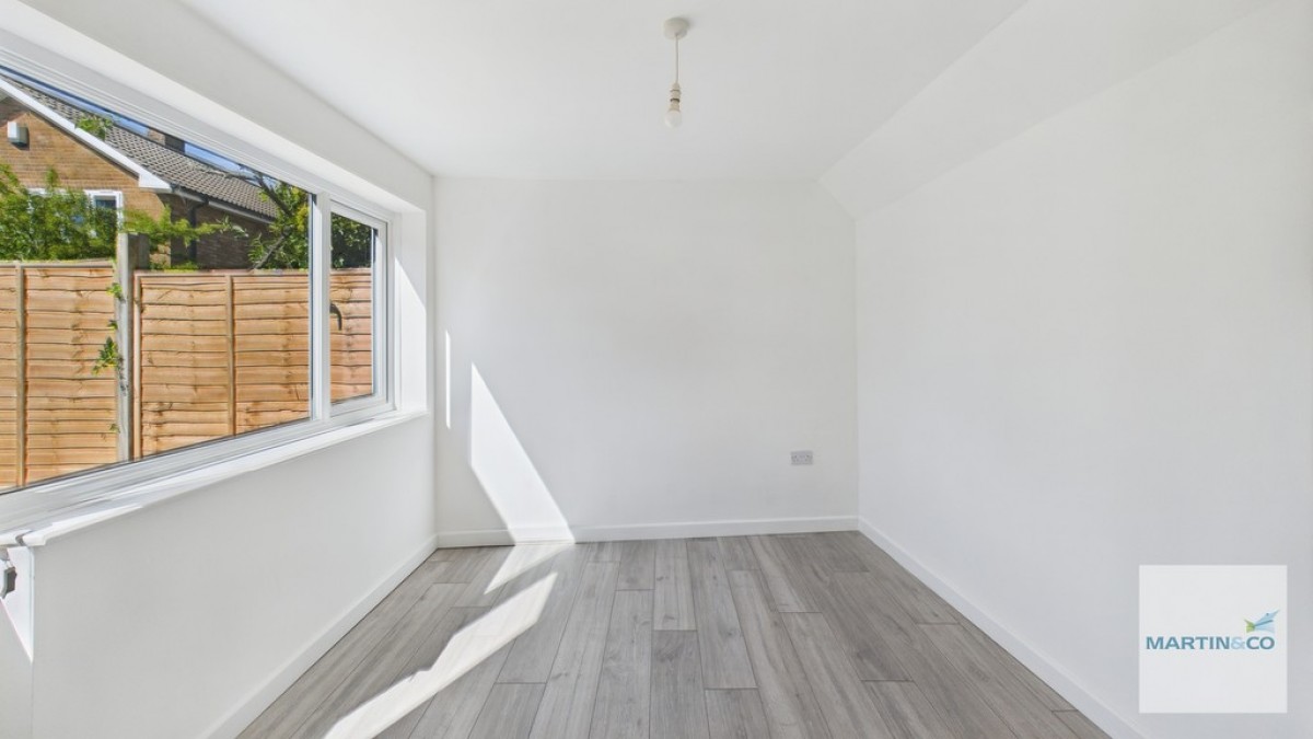 Lowlands Avenue, Streetly, B74 3QN