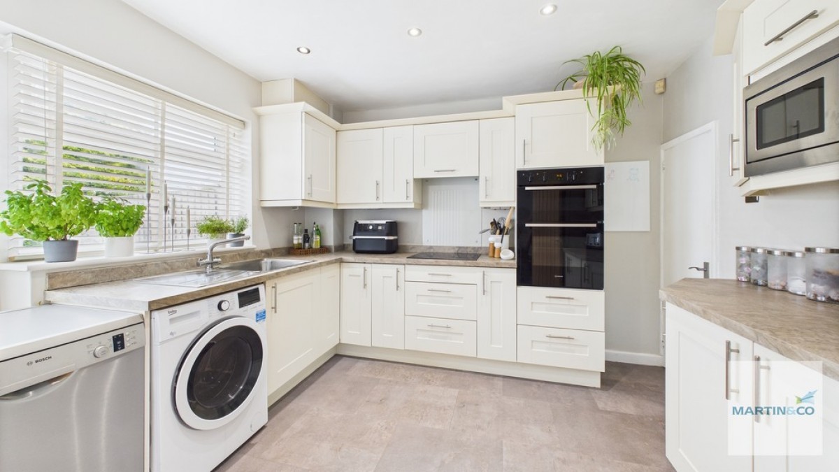 Elmtree Road, Streetly, Sutton Coldfield, B74 3RZ