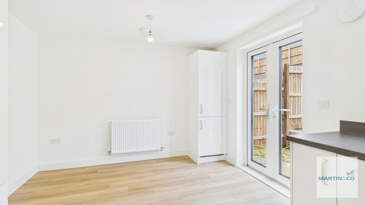 Palin Road, Off Lindridge Road