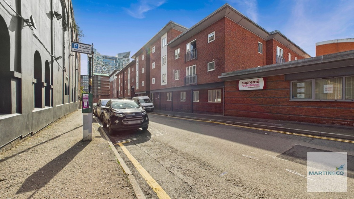 2 bedroom Flat in Gas Street, Birmingham